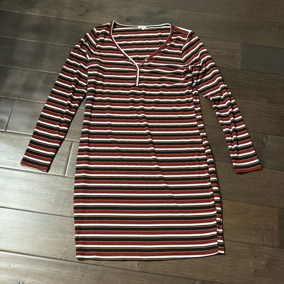 Garage long sleeve dress size XL, button c-neck, stripes black brown white red - Picture 1 of 8
